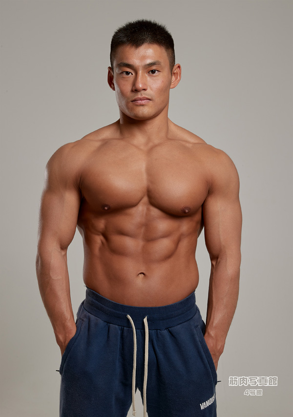MUSCLE PHOTO STUDIO 4